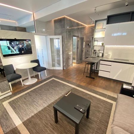 Rentnow Modern Lux Apartment In Centre צ'יסינאו מראה חיצוני תמונה
