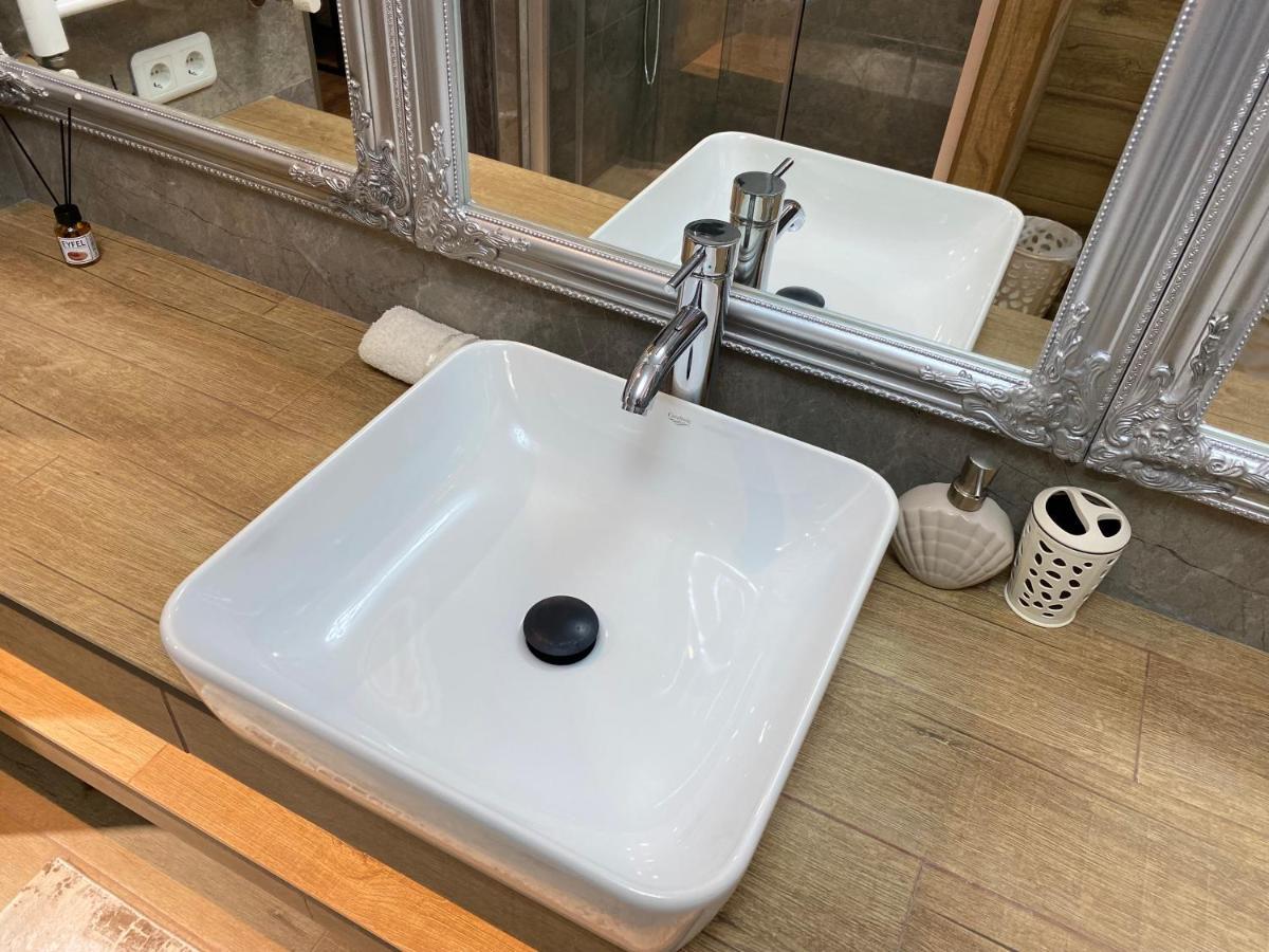 Rentnow Modern Lux Apartment In Centre צ'יסינאו מראה חיצוני תמונה